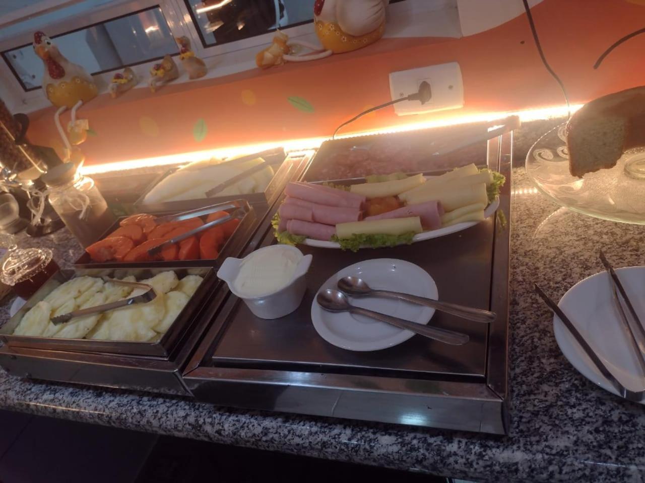 Attriun Hotel Guarulhos Bagian luar foto