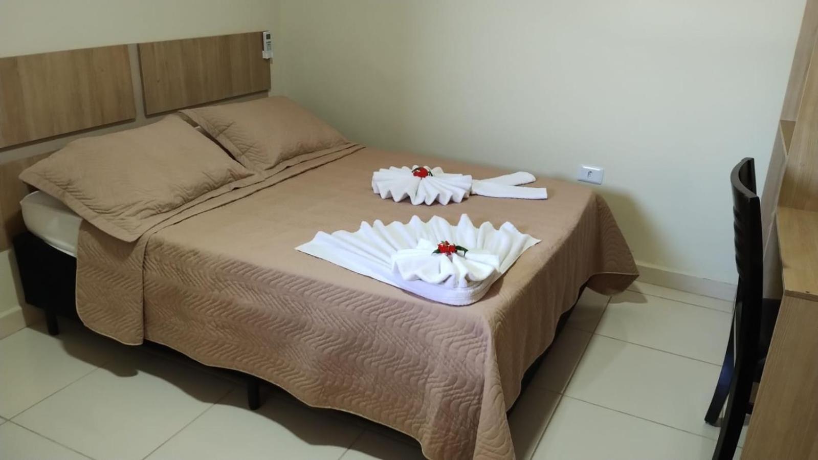 Attriun Hotel Guarulhos Bagian luar foto